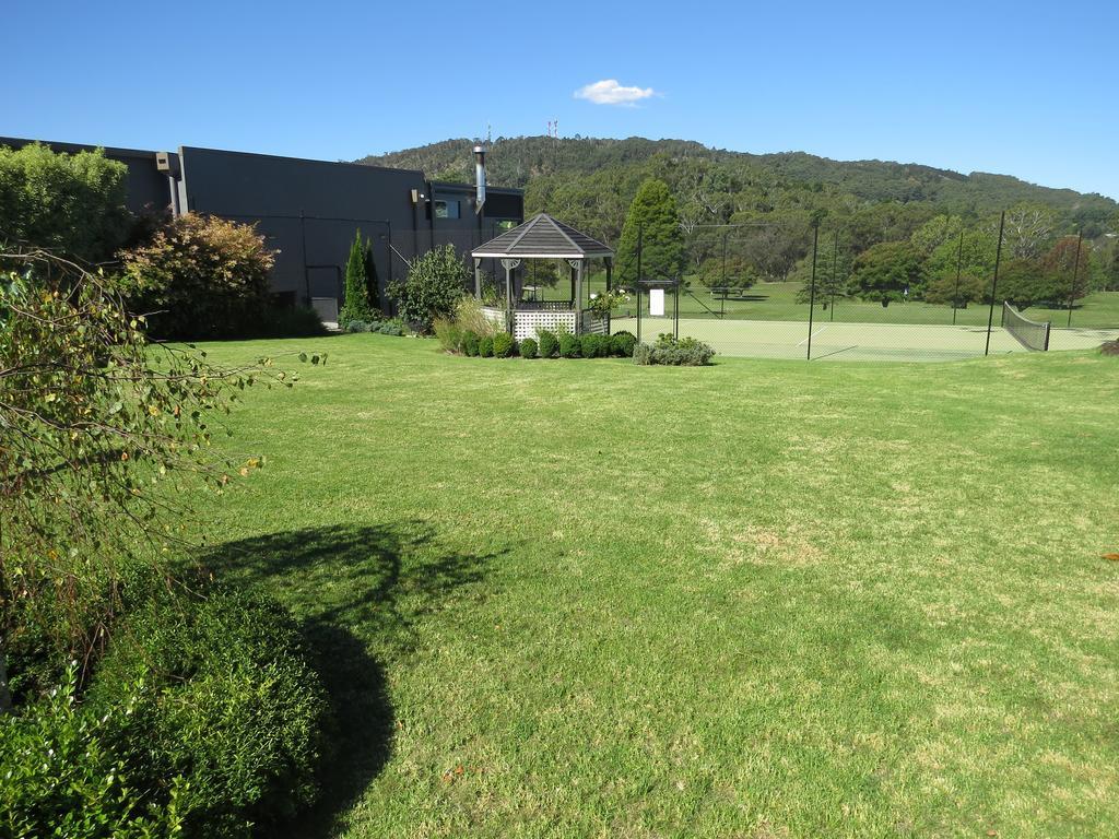 Golfview Lodge 보랄 외부 사진